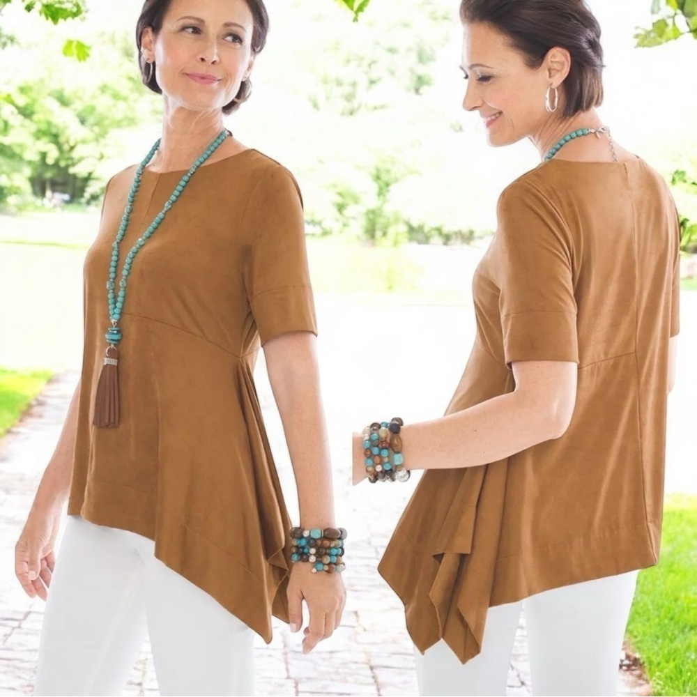 Chico’s | Faux Suede Angled Top Short Sleeve Stretch Camel EUC